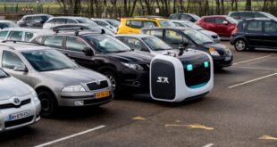 Robot valets park cars france airport