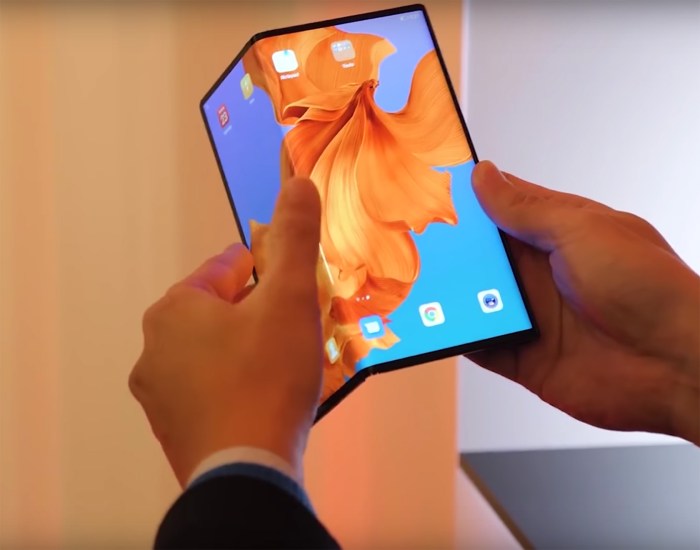 Huawei mate x foldable oled phone