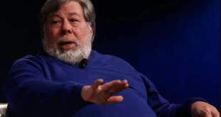 Steve wozniak worried apple no foldable phones